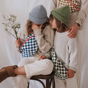 Rose in April - Bauchtasche / Gürteltasche "Check Greek Blue"