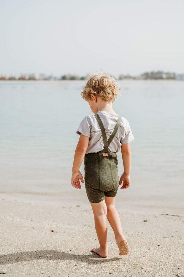 KURZE STRUMPFHOSE MIT TRÄGERN OLIVE