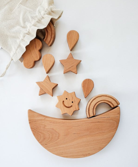 WOODEN BALANCING TOY